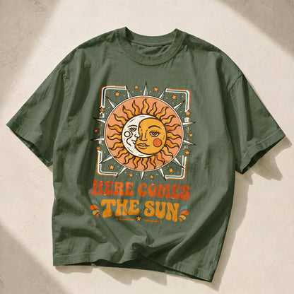 Here Comes The Sun Cosmic Sun Women's Groovy Tee