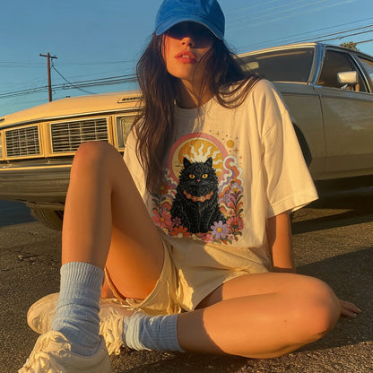 Moon Goddess Sun Moon Women's Groovy Tee