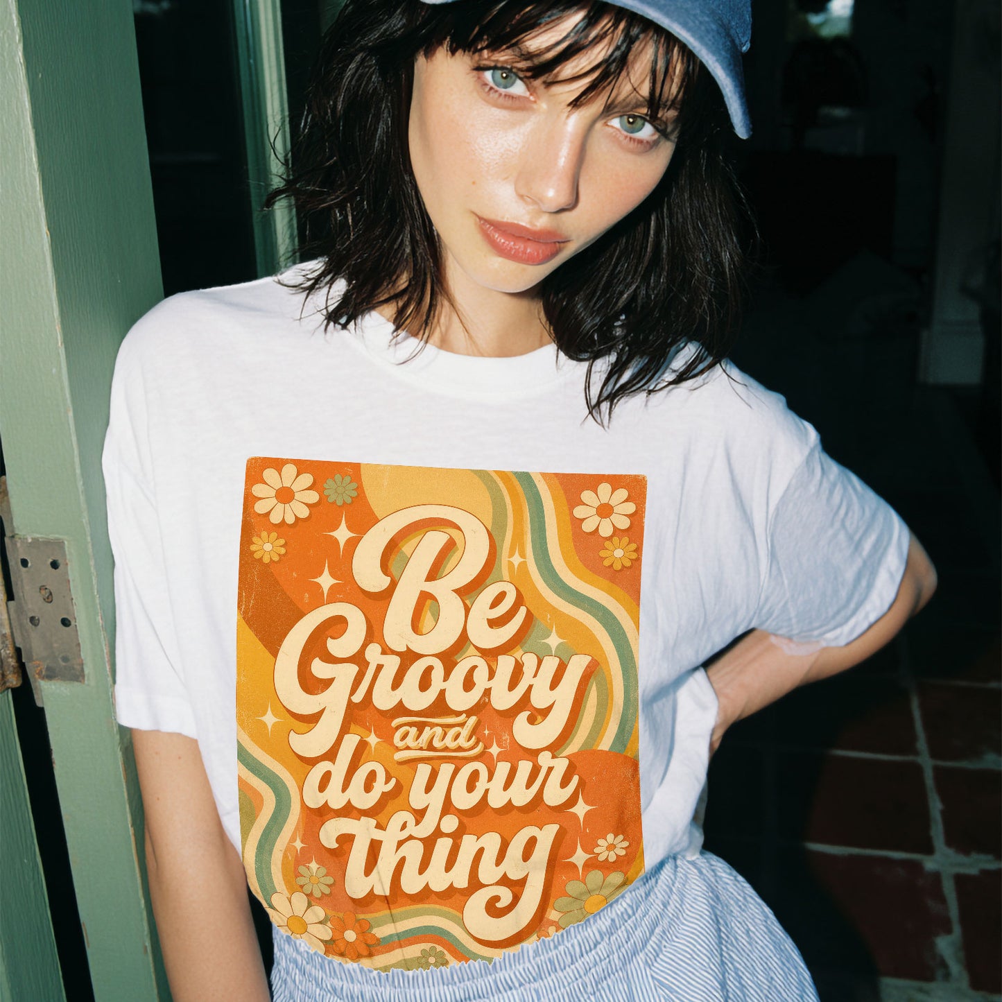 Be Groovy Do Your Thing Groovy Fun Women's Groovy Tee