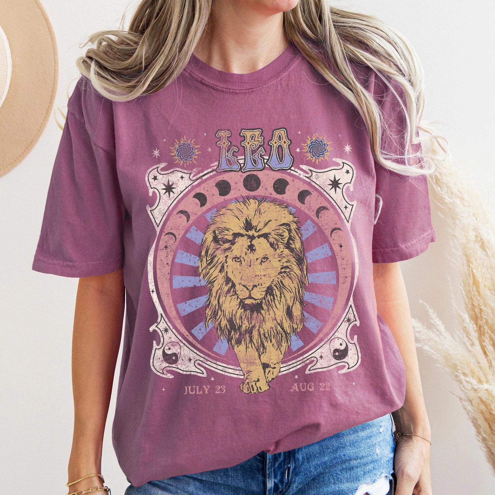Leo zodiac Comfort Colors tee - Berry